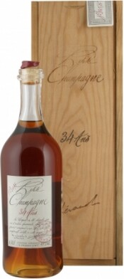 In the photo image Lheraud Cognac 34 years Petite Champagne, 0.7 L
