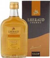 На фото изображение Lheraud Cognac VSOP, 0.35 L (Леро Коньяк ВСОП в подарочной упаковке объемом 0.35 литра)