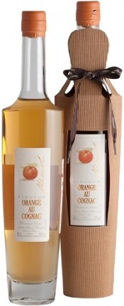 На фото изображение Lheraud Liqueur au Cognac Orange, 0.5 L (Леро Ликер на коньяке Апельсин в подарочной упаковке объемом 0.5 литра)