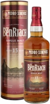 На фото изображение Benriach, Pedro Ximenez Wood Finish, 15 years old, In Tube, 0.7 L (Бенриах, Педро Хименес Шерри Вуд Финиш, 15-летний, в тубе в бутылках объемом 0.7 литра)