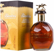 На фото изображение Blantons Gold Edition, gift box, 0.7 L (Блэнтонс Голд Эдишн, в подарочной коробке в бутылках объемом 0.7 литра)