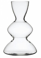 In the photo image Spiegelau Siena Decanter, gift box, 1 L