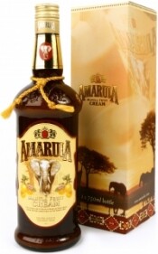 На фото изображение Amarula Marula Fruit Cream in gift box, 0.75 L (Амарула Марула Фрут Крем в подарочной упаковке объемом 0.75 литра)