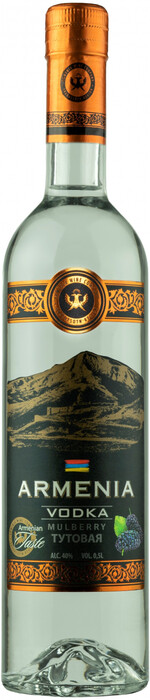 На фото изображение Армения Тутовая, объемом 0.5 литра (Armenia Mulberry 0.5 L)