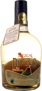 Divino Mezcal Joven, with a Pear, 0.75 L